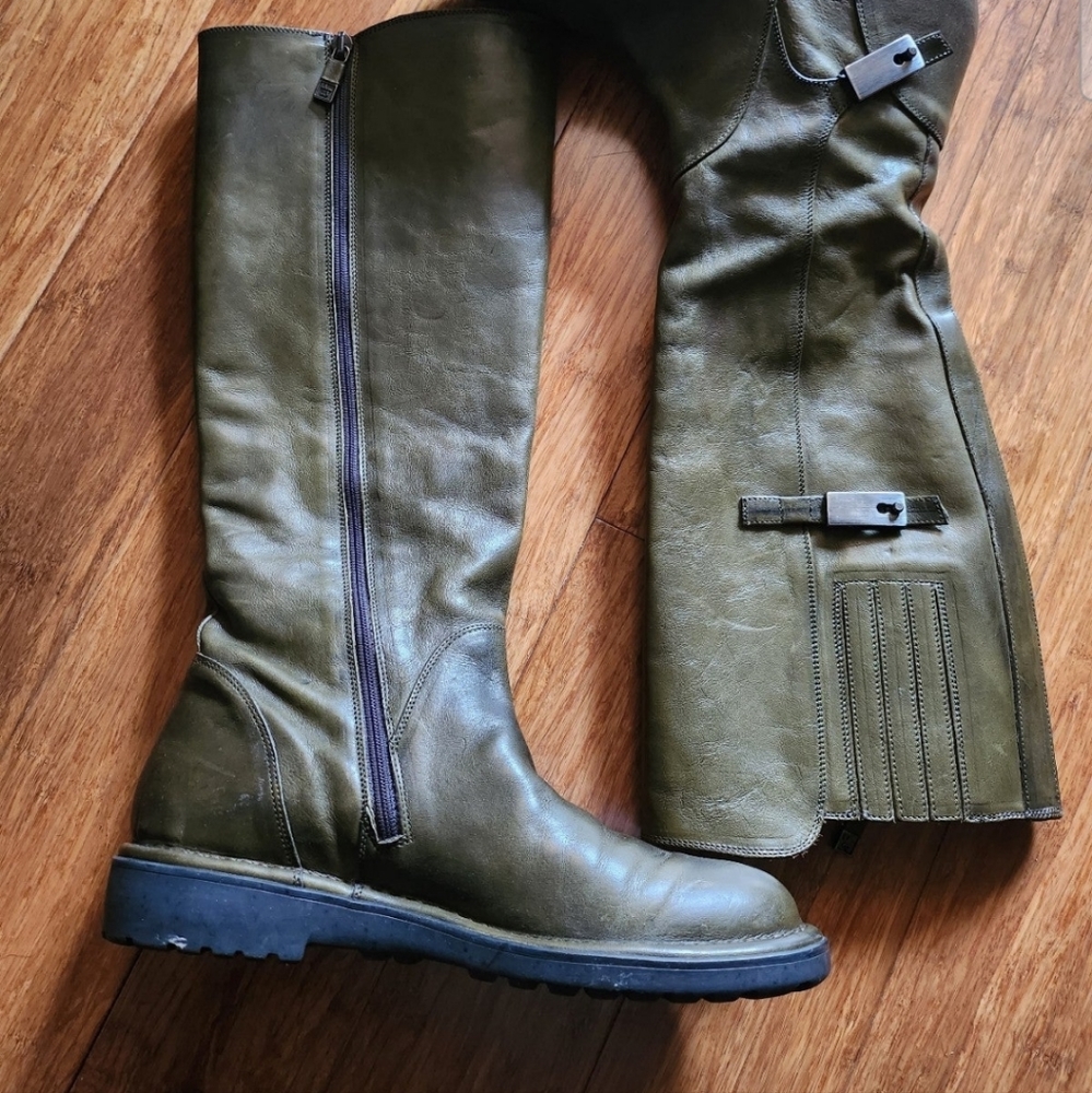Alberto Fermani Olive Knee Boots